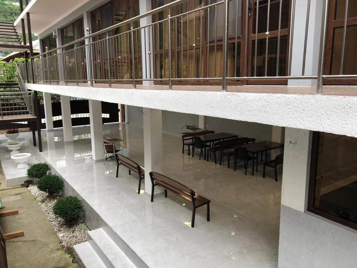 Отель "Дея" Gagra Exterior foto